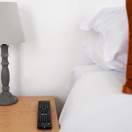 Homesly Guest Rooms, Comfortable En-Suite Guest Rooms With Free Parking And Self Check-In Berwick Upon Tweed المظهر الخارجي الصورة