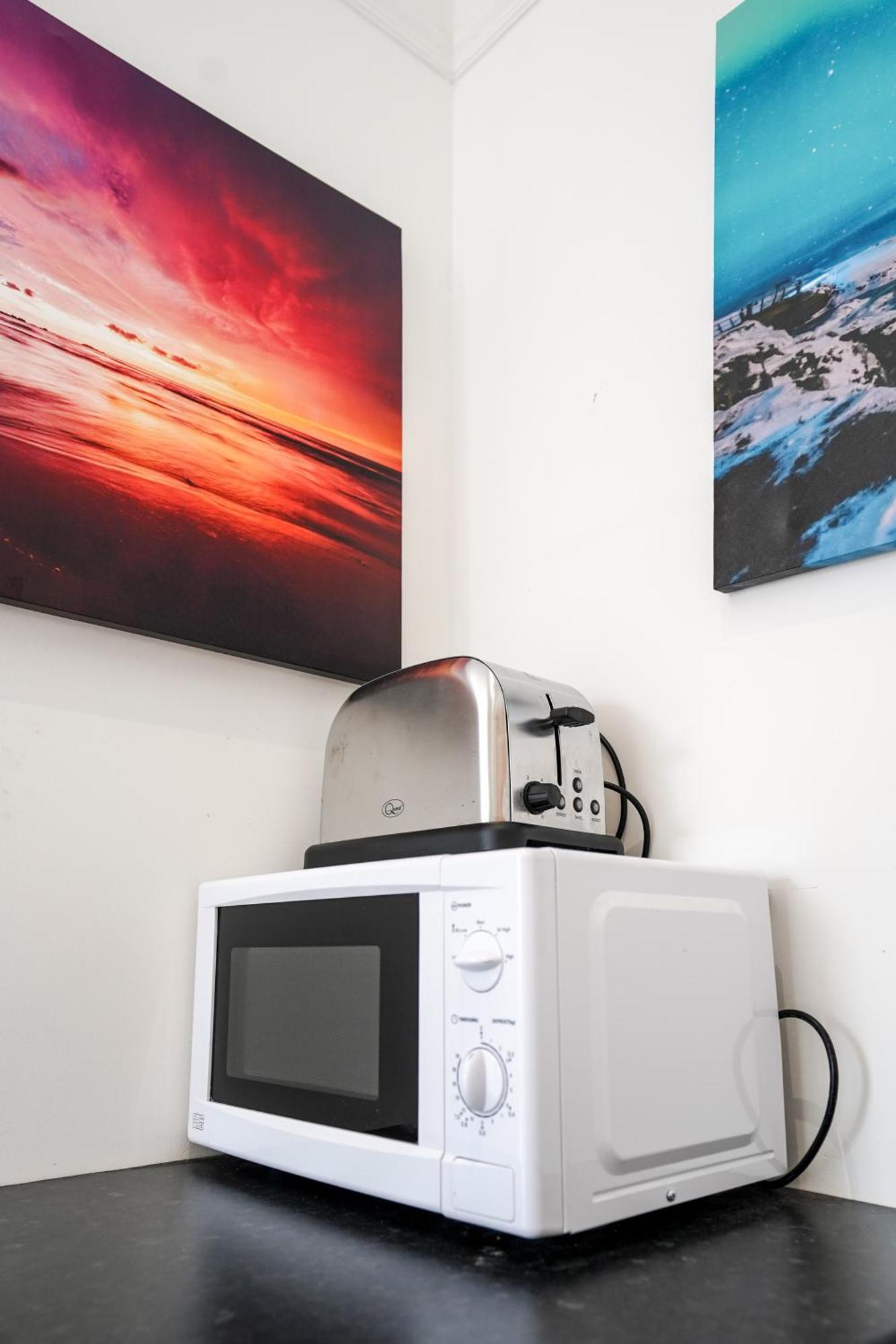 Homesly Guest Rooms, Comfortable En-Suite Guest Rooms With Free Parking And Self Check-In Berwick Upon Tweed المظهر الخارجي الصورة